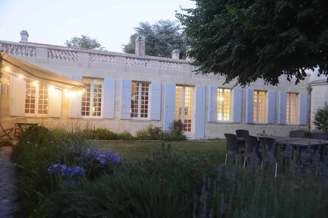 Chateau Rosemont - Grande Maison Familiale Campagne Dans Le Medoc Avec Piscine Et Tennis A 15 Mn Bordeaux Labarde Buitenkant foto