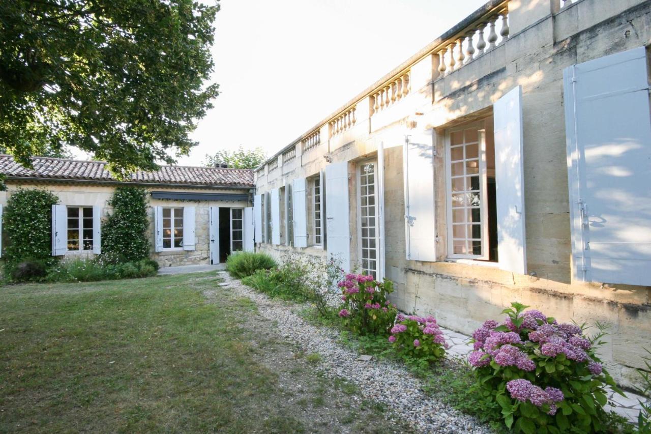 Chateau Rosemont - Grande Maison Familiale Campagne Dans Le Medoc Avec Piscine Et Tennis A 15 Mn Bordeaux Labarde Buitenkant foto